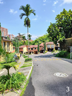 CALLE INTERNA